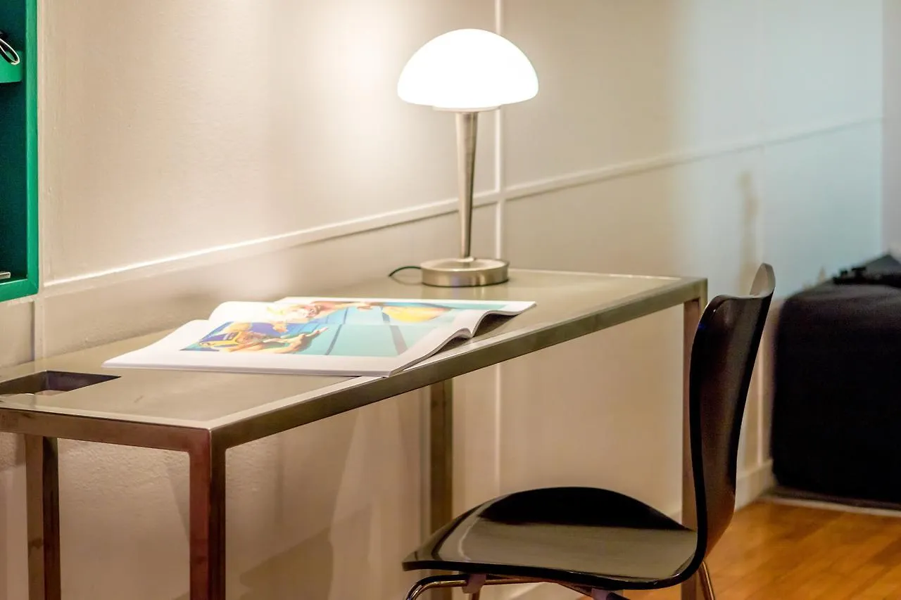 Hotel Le Corbusier Marseille 3*,