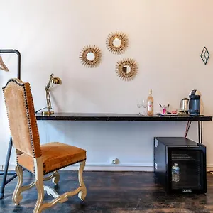 Le Panier Enchanté - Suites&loft - Terrasse Et Patio Au Dessus Du Vieux Port Appartement
