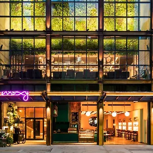 ホテル モクシー Nyc チェルシー ニューヨーク