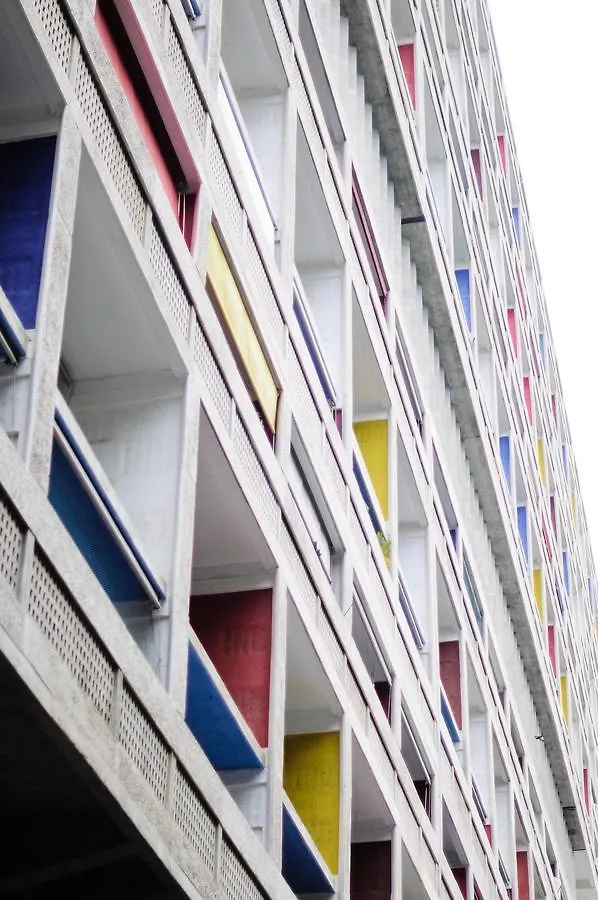 Hotel Le Corbusier Marseille 3*,